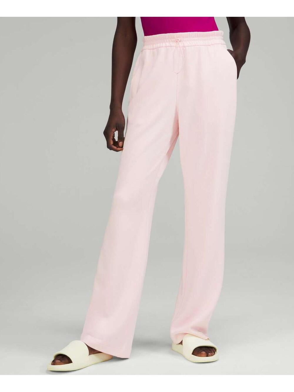 NWT Lululemon Softstreme High-Rise Pant Strawberry Milkshake Size 6
